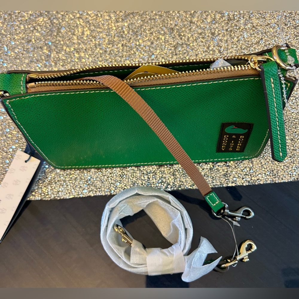Dooney & Bourke Emerald Green Small Leather handbag Wristlet Clutch The Canvas C